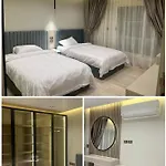 Egyhouseluxury